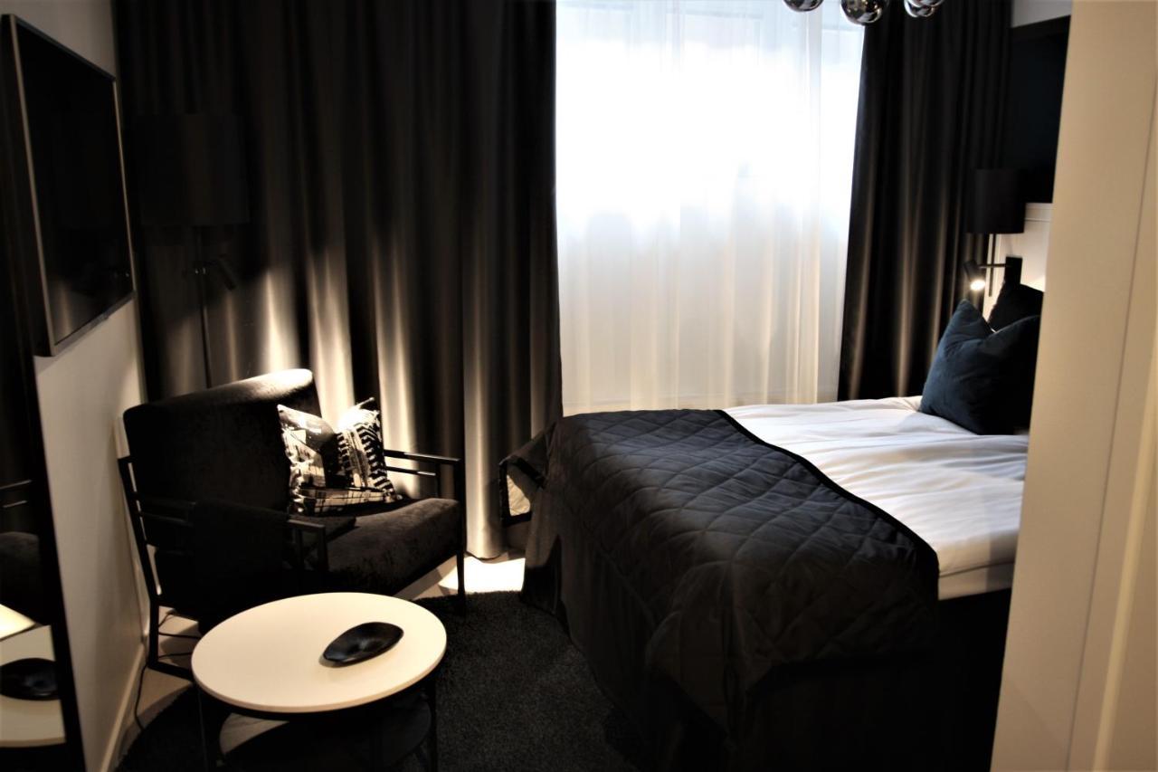 Sky Hotel City Apartments 林雪平 外观 照片